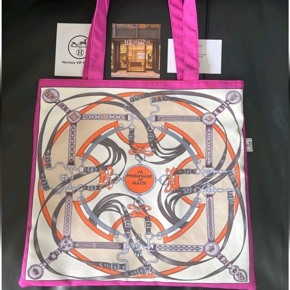 Hermès Scarf Print Tote Bag, Birthday Gift, VIP, New! - Picture 4 of 10